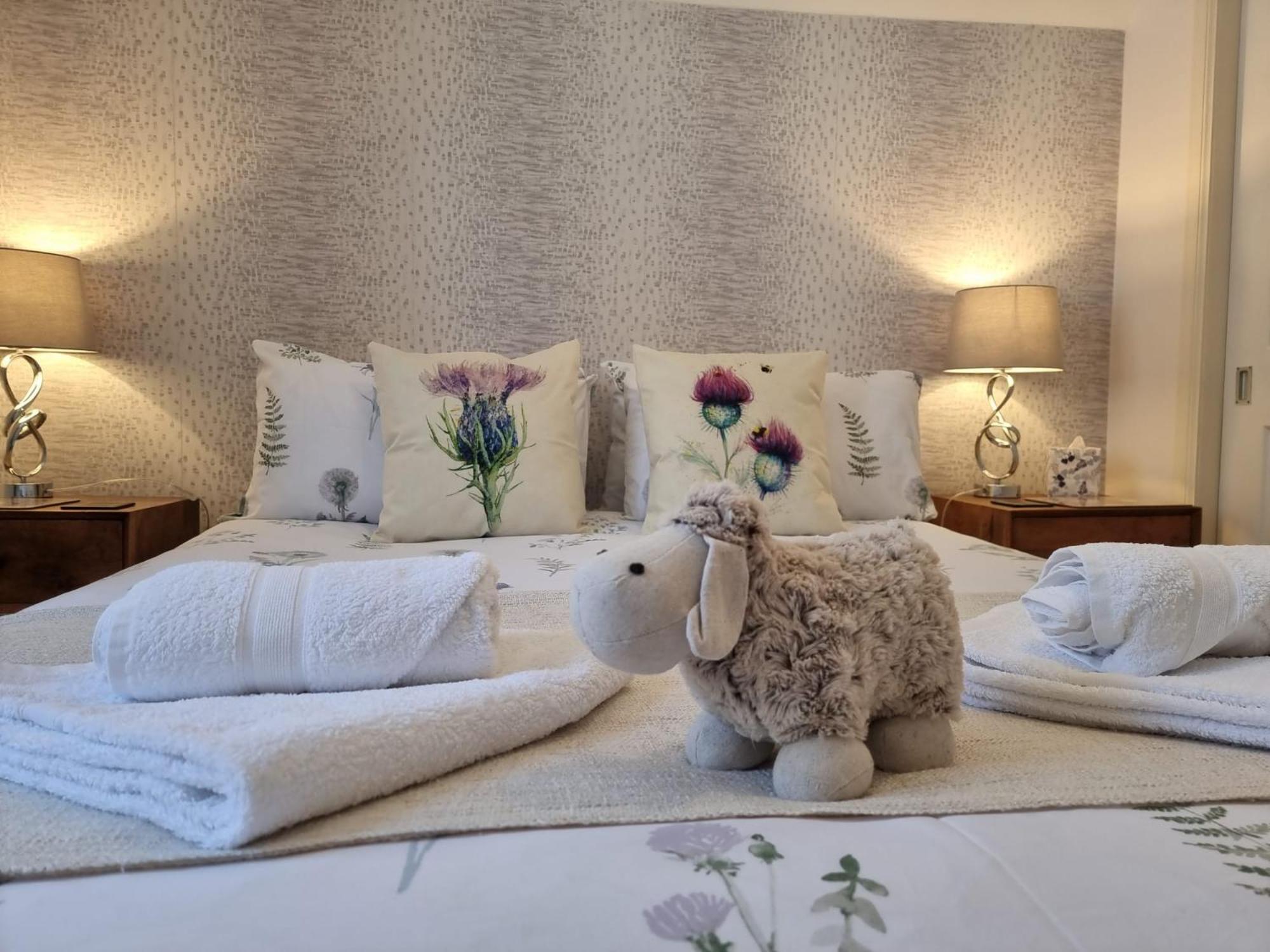 Heart Of Inverness-City Apartment エクステリア 写真